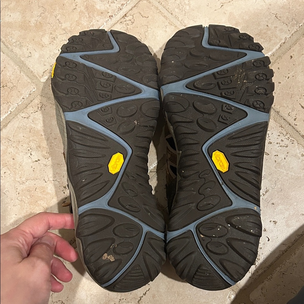 Merrell Sandals - Picture 4 of 9